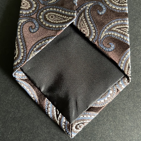 Michael Kors Brown Blue Paisley Silk Tie - New with Tags - Picture 6 of 16